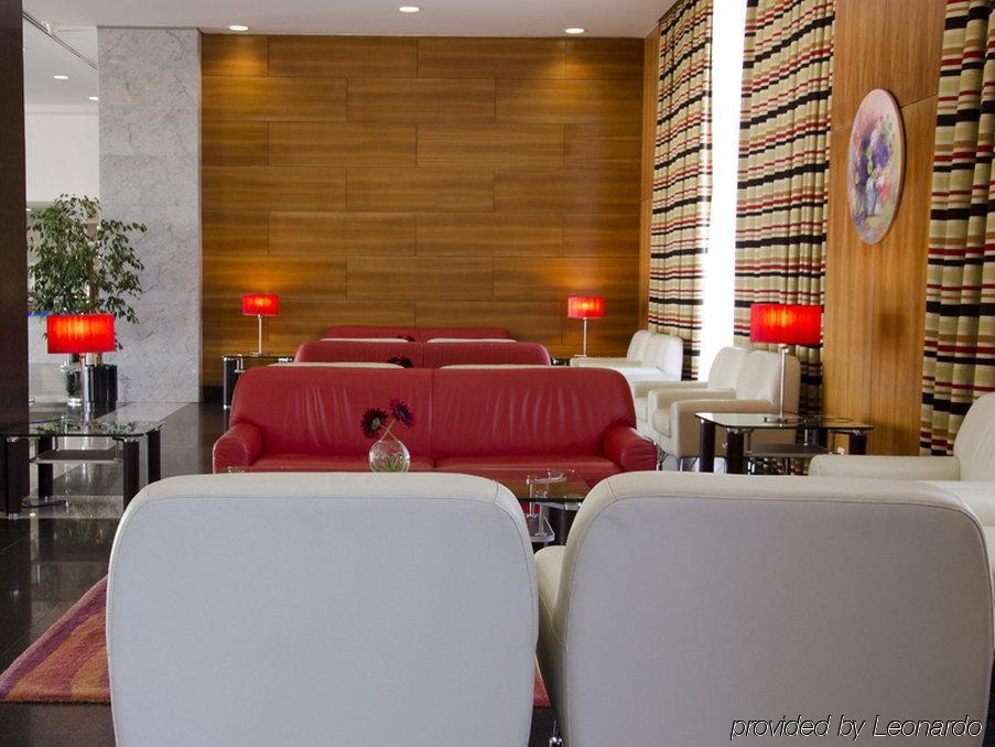 Vip Executive Santa Iria Hotel Санта-Ирия-ди-Азоя Экстерьер фото