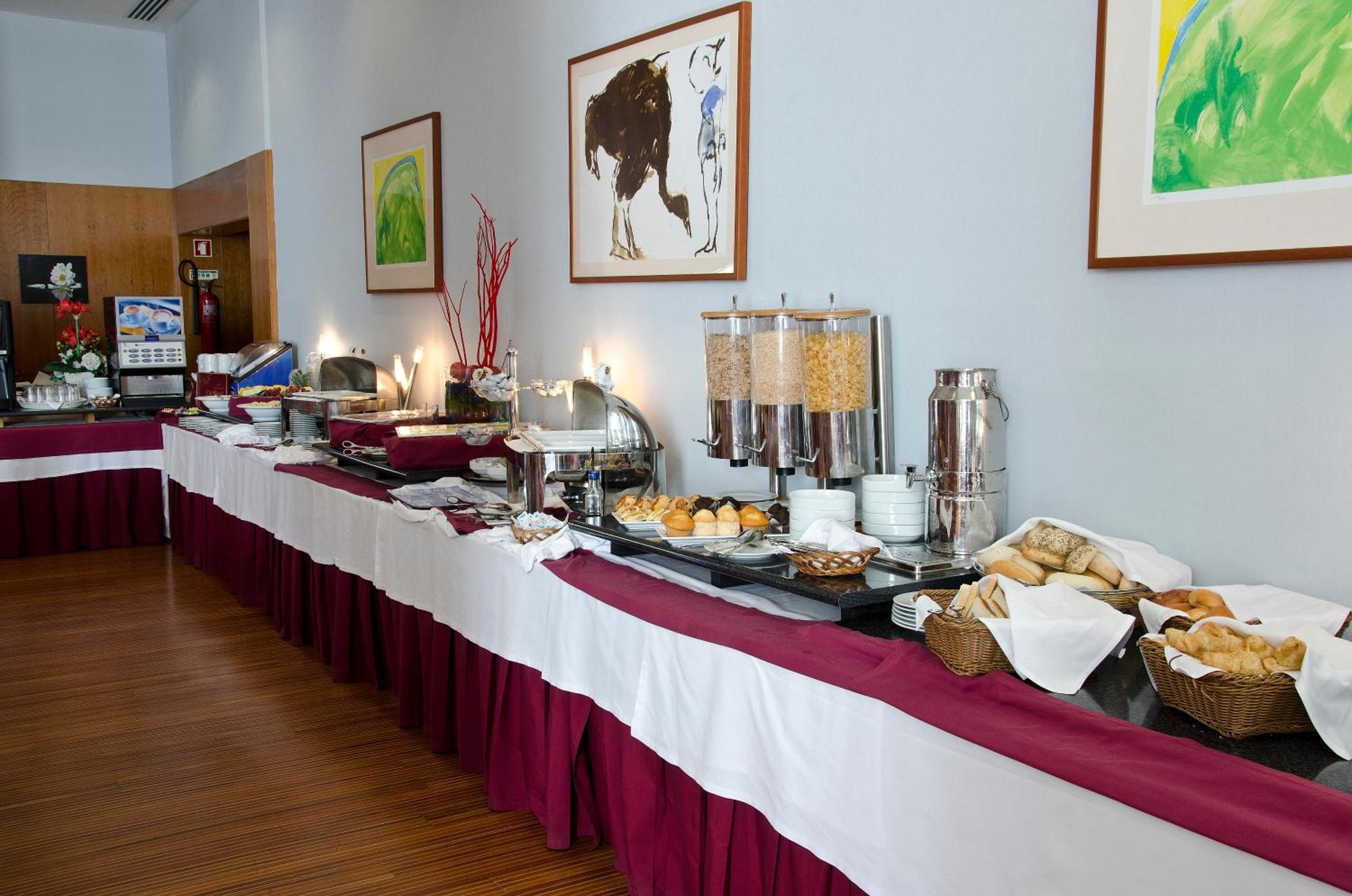 Vip Executive Santa Iria Hotel Санта-Ирия-ди-Азоя Экстерьер фото