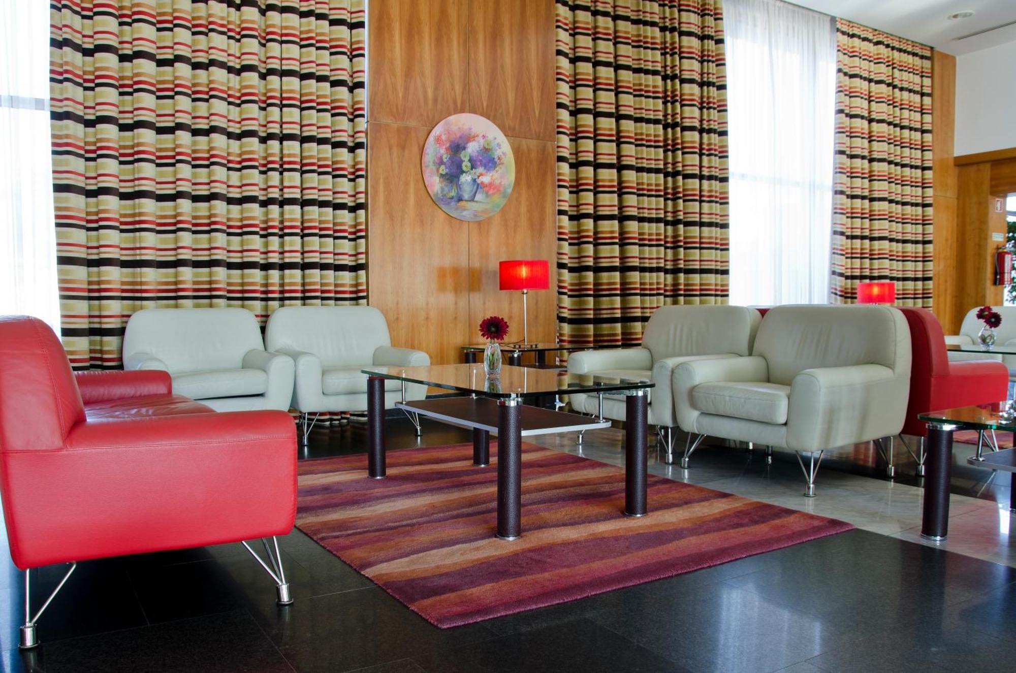Vip Executive Santa Iria Hotel Санта-Ирия-ди-Азоя Экстерьер фото