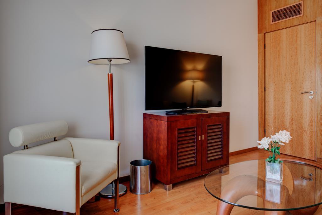 Vip Executive Santa Iria Hotel Санта-Ирия-ди-Азоя Экстерьер фото