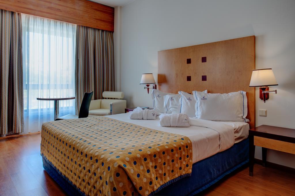 Vip Executive Santa Iria Hotel Санта-Ирия-ди-Азоя Экстерьер фото