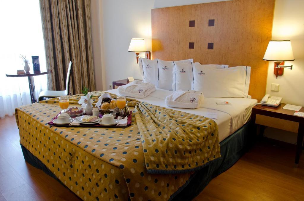 Vip Executive Santa Iria Hotel Санта-Ирия-ди-Азоя Экстерьер фото