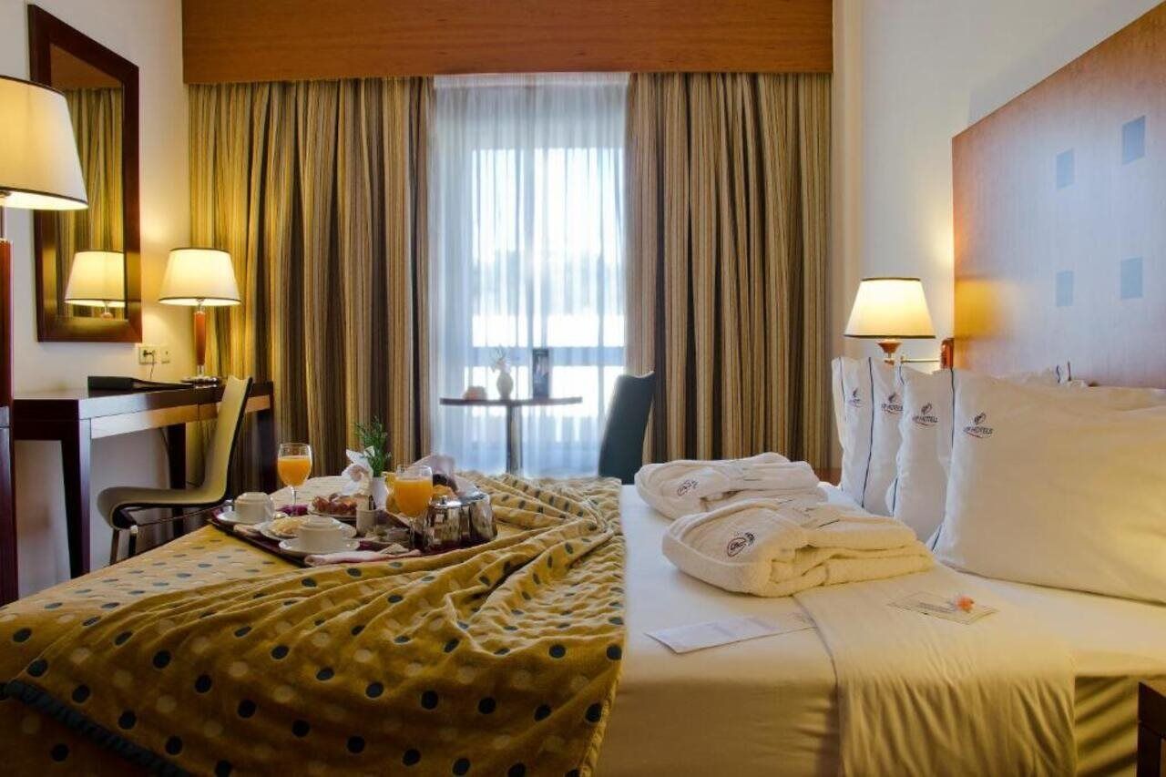Vip Executive Santa Iria Hotel Санта-Ирия-ди-Азоя Экстерьер фото